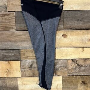 Lululemon Athletica Womens Cropped Leggings